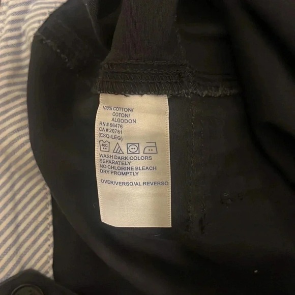 Tommy Hilfiger ladies cargo shorts in navy size 8 - Picture 5 of 5